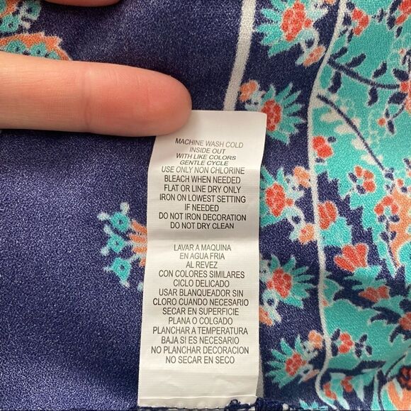 SEQUIN HEARTS boho 3/4 sleeve accented dress - Picture 9 of 10